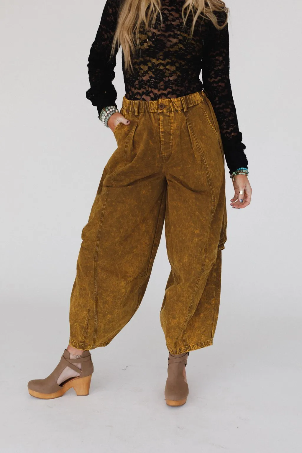 Breathe Easy Chino Pants - Mustard
