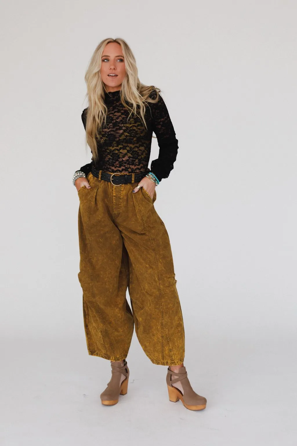 Breathe Easy Chino Pants - Mustard