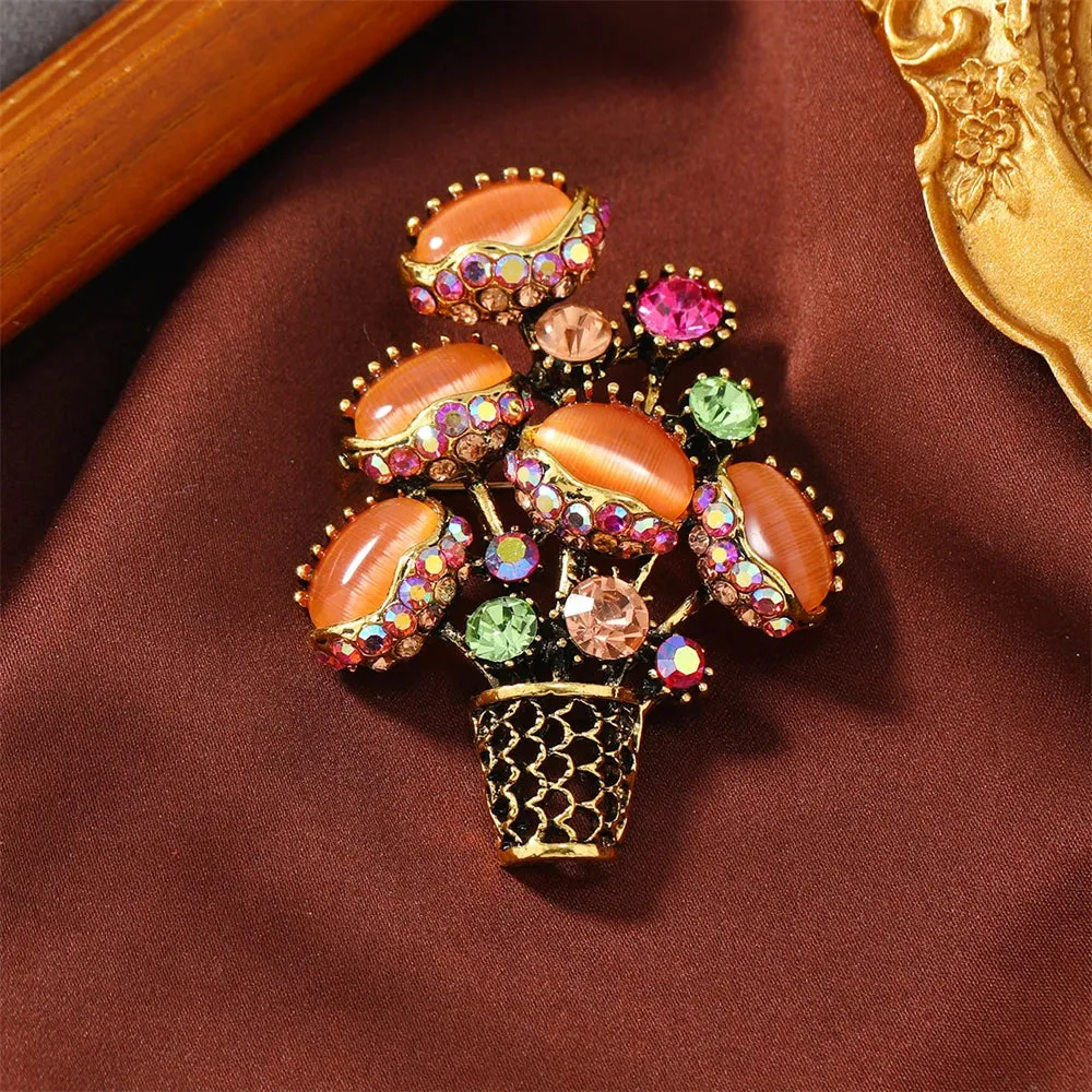 Cansu Embroidery Brooch Pin