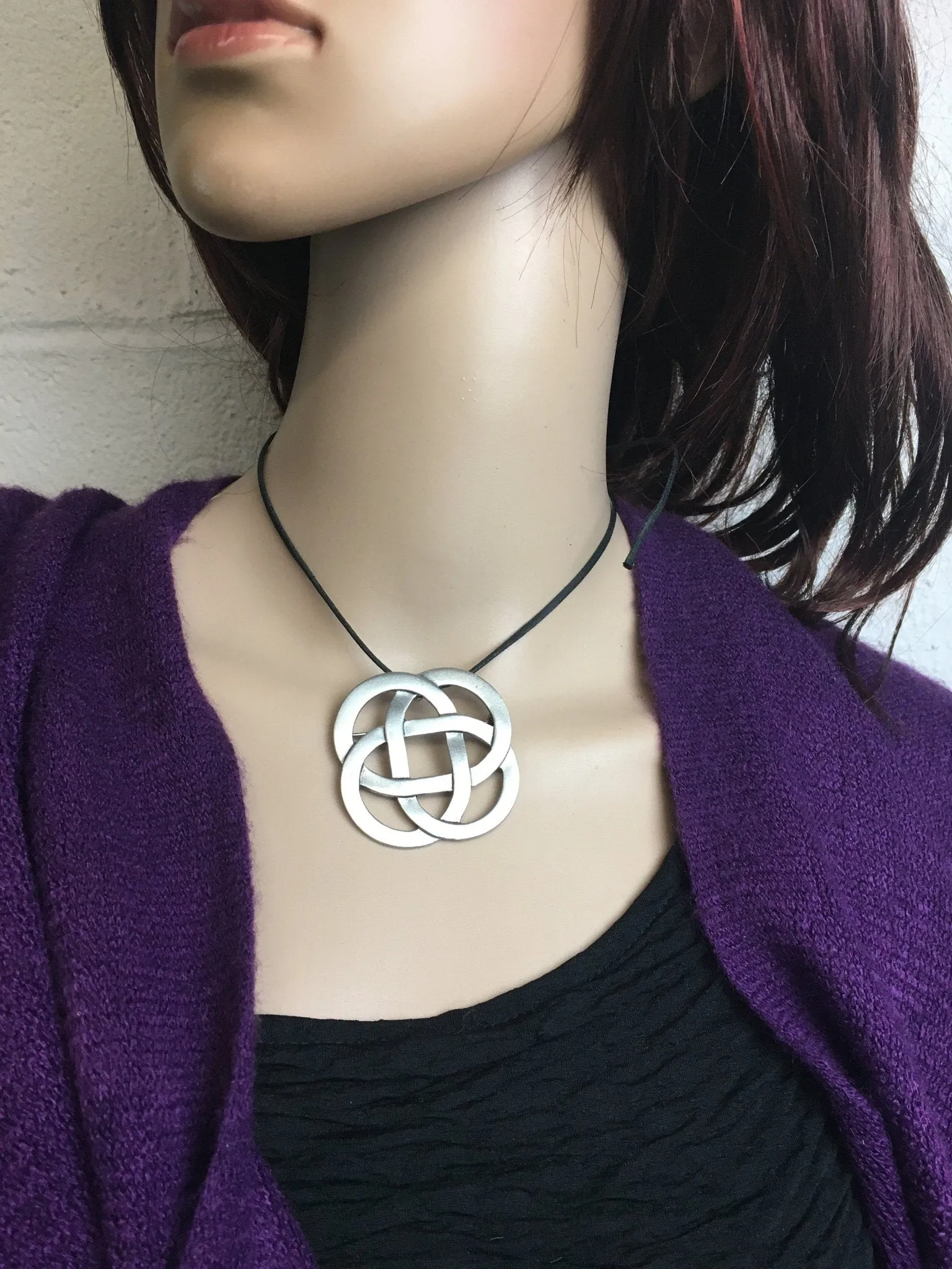 CELTIC Forever Eternity knot Pin/Pendant, JPEW6078