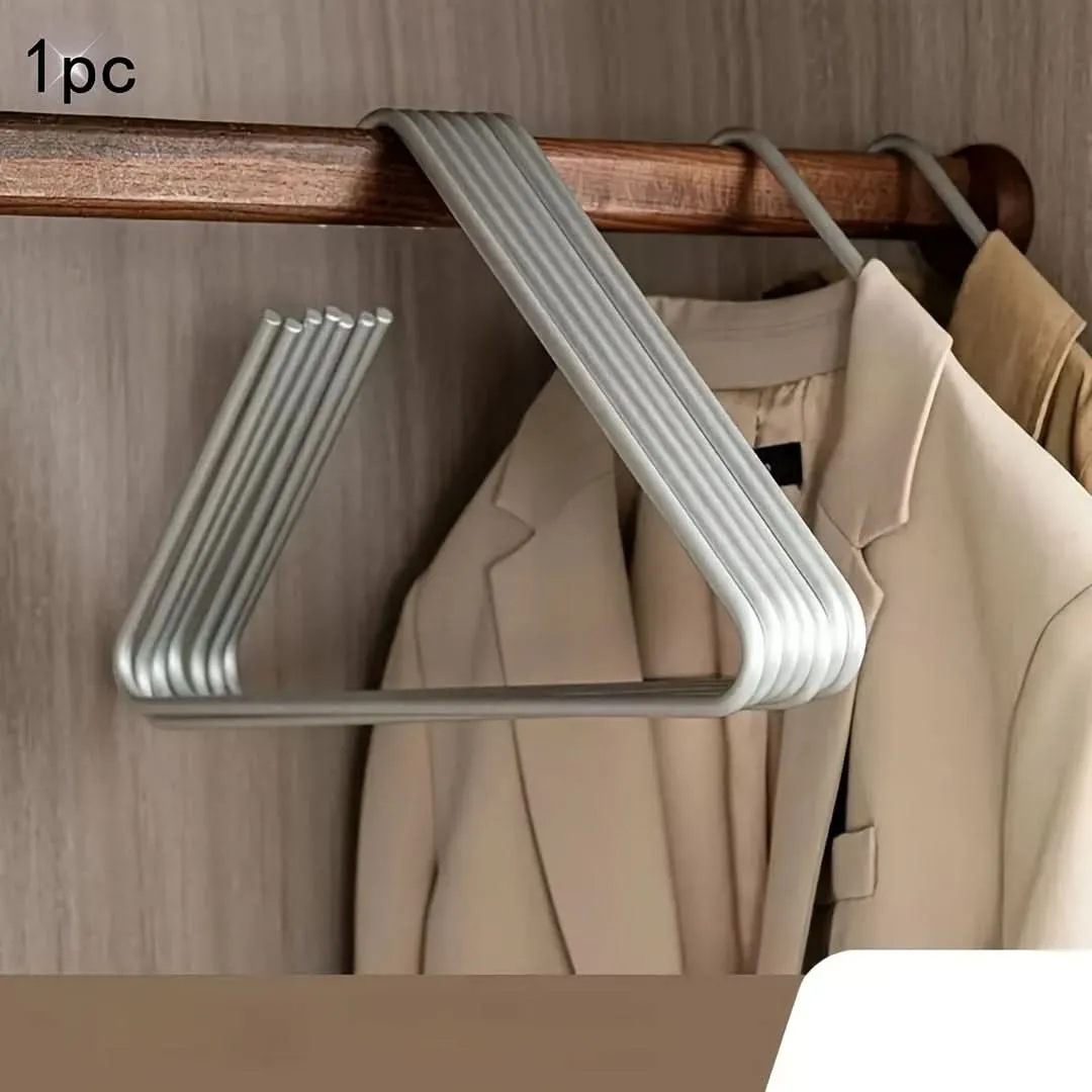 Heavy-Duty Metal Triangle Hanger