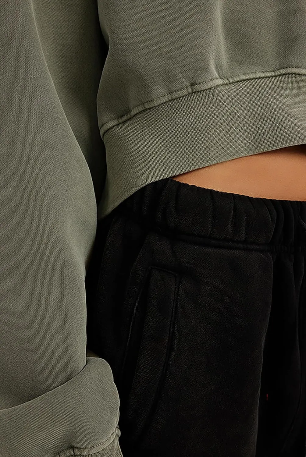 Meladyan Women Casual Cropped Sweatshirt Basic Solid Long Sleeve Fleece V Neck Loose Drop Shoulder Pullover Crop Tops Vintage