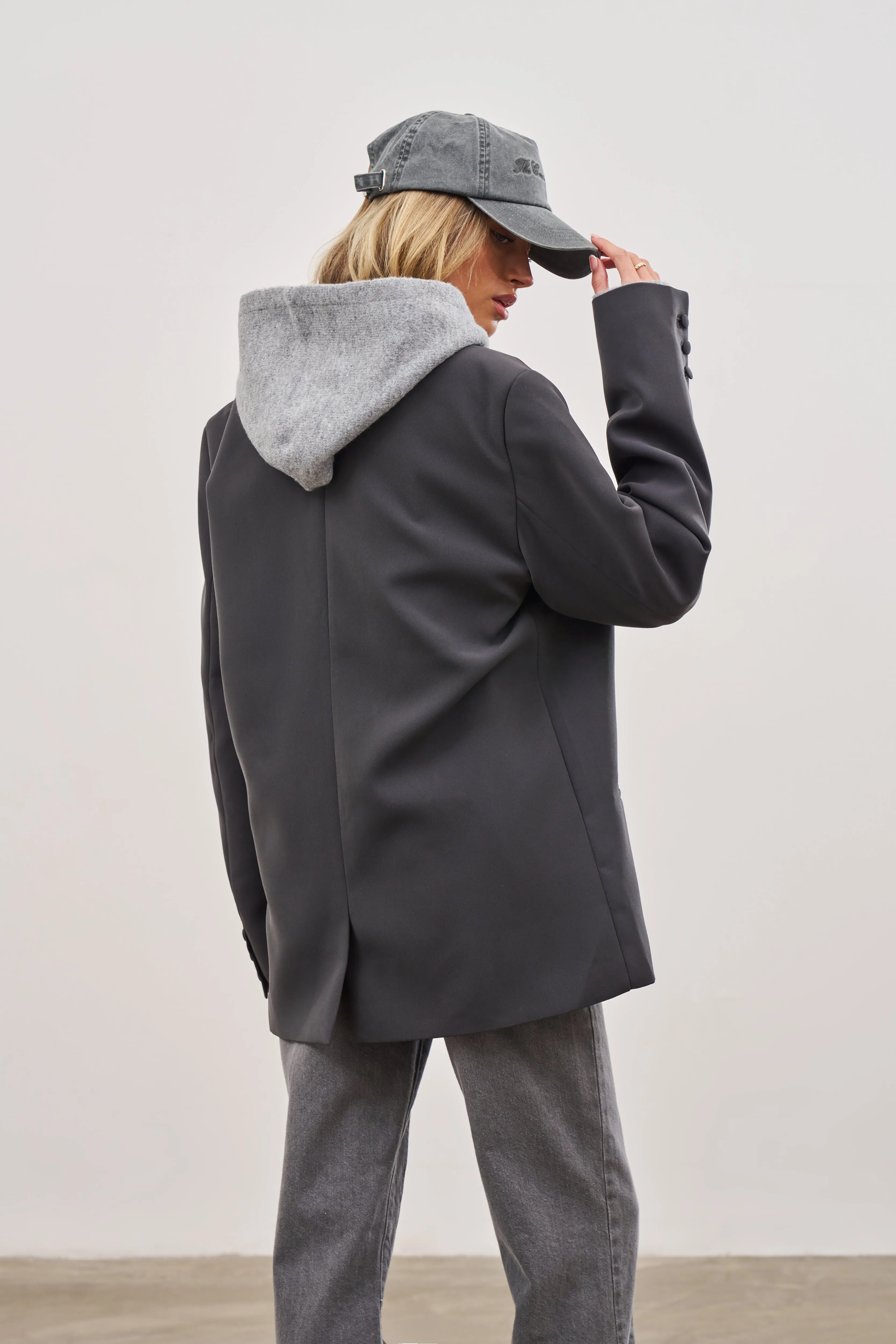 OVERSIZED TAILORED BLAZER - CHARCOAL