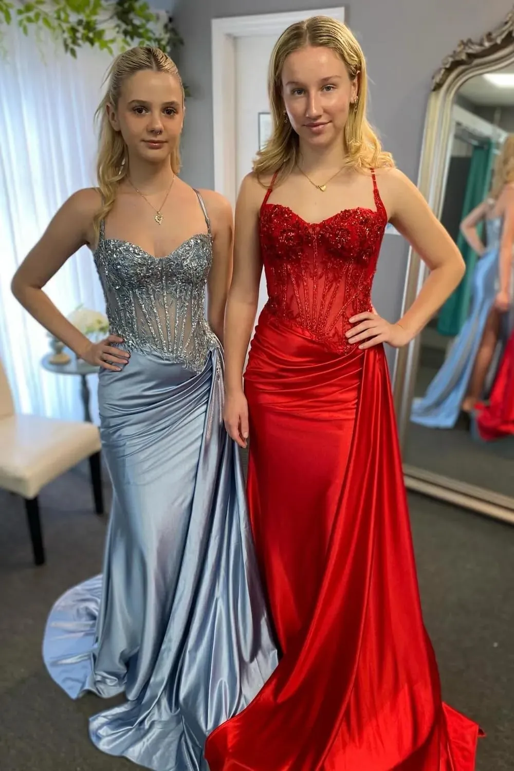 Spaghetti Straps Prom Dress Seqiuin Lace Satin Formal Gowns Mermaid Evening Party Dresses with Slit