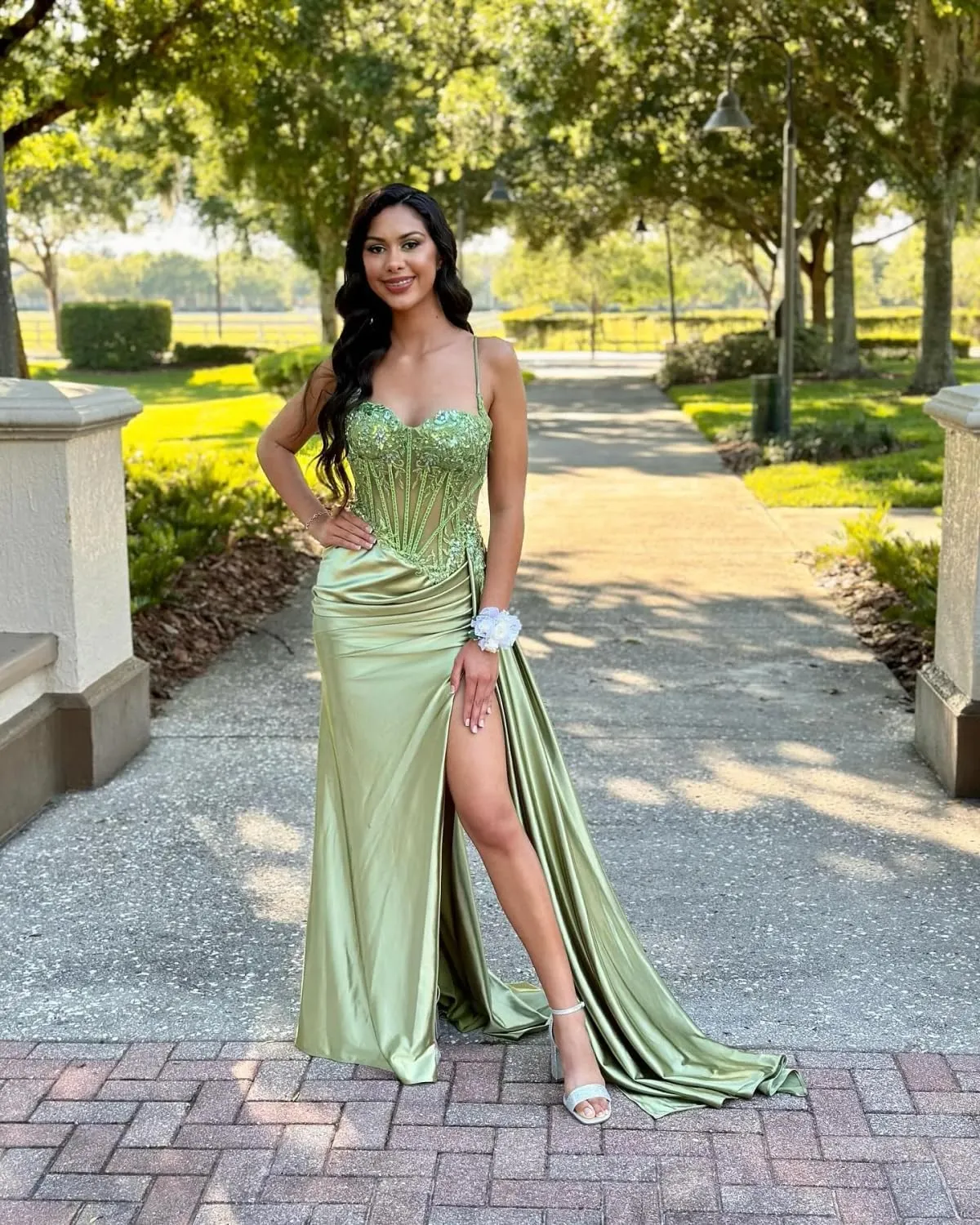 Spaghetti Straps Prom Dress Seqiuin Lace Satin Formal Gowns Mermaid Evening Party Dresses with Slit