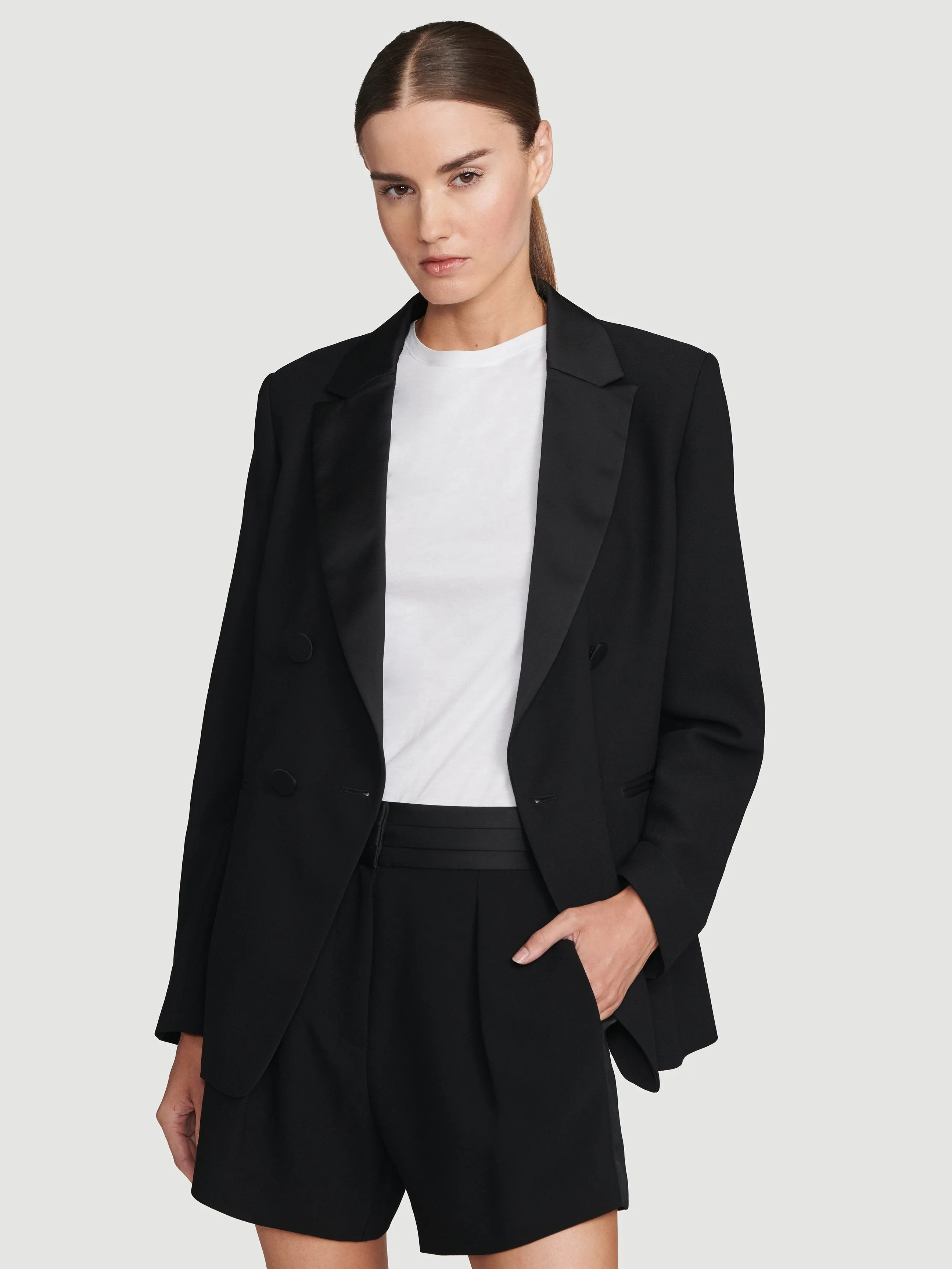 Tux Satin Blazer -- Noir