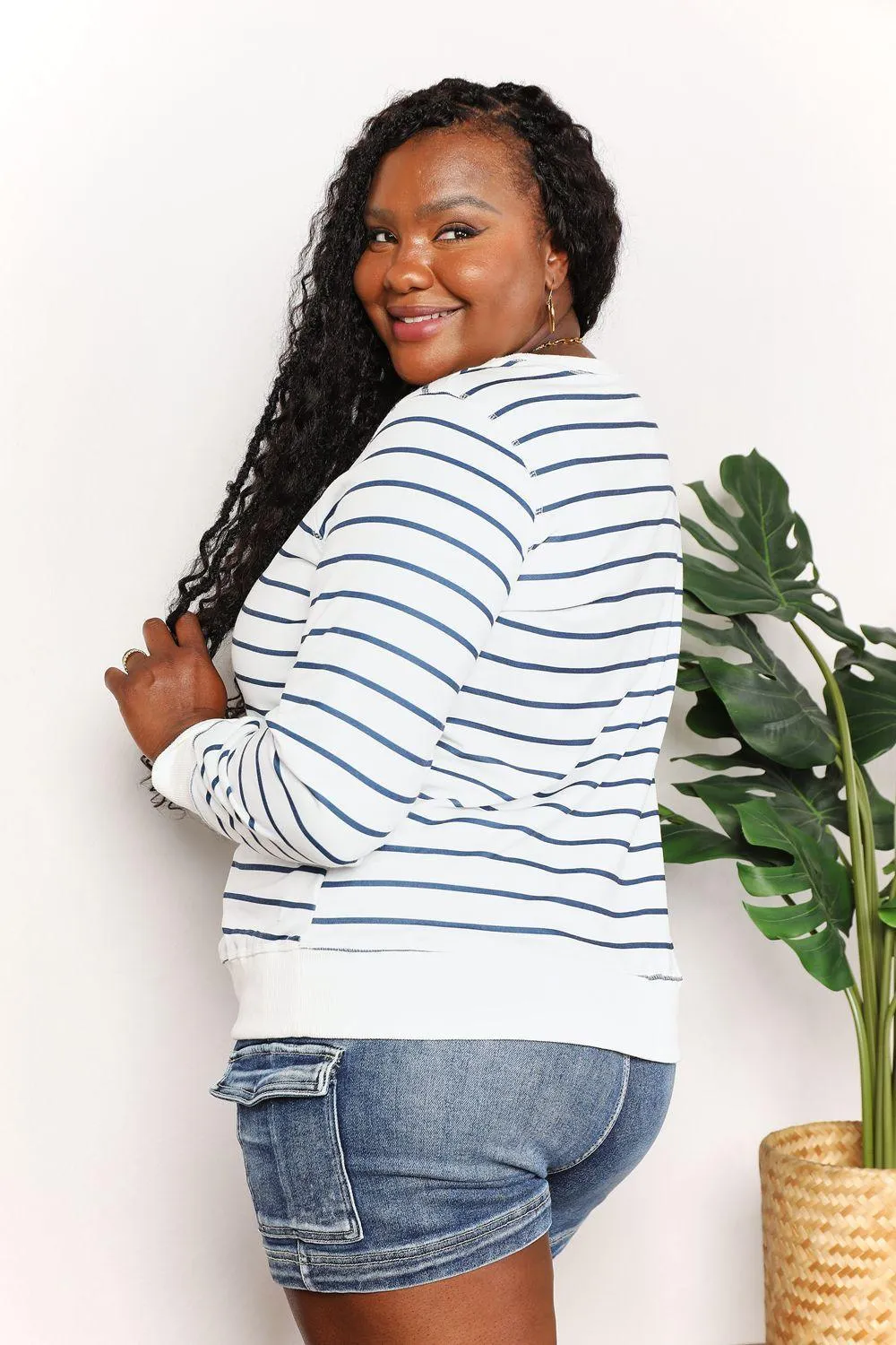 Versatile Crew Neck Striped Long Sleeve Top